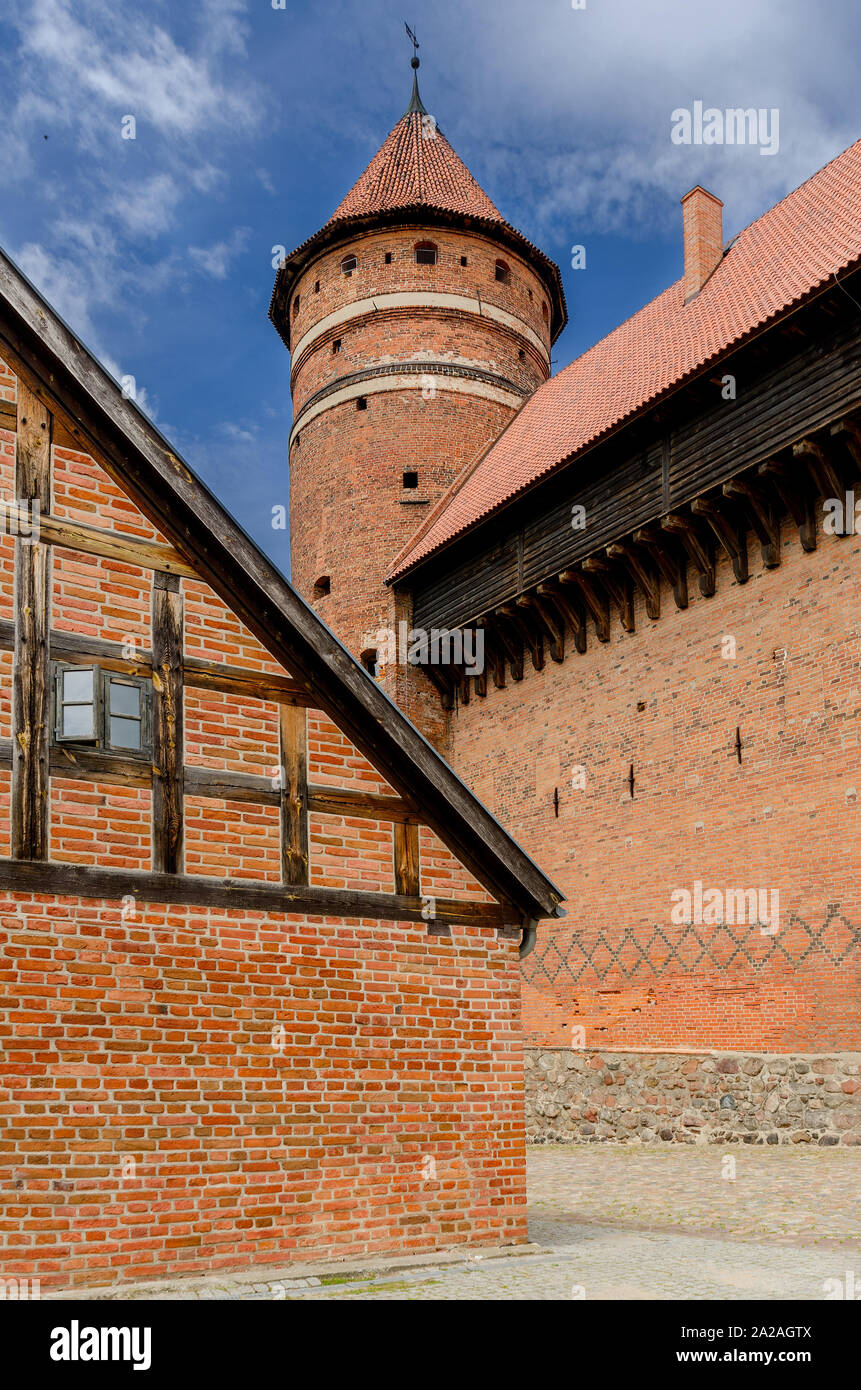 Olsztyn (ger.: Allenstein), Warmian-mazurian province, Poland. 14th cent. gothic castle, former seat of the prince-bishop of Warmia. Stock Photo