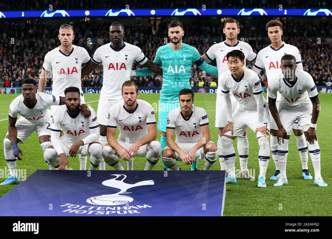 Buy Official Tottenham Hotspur F.C. Picture Squad 16 x 12 17/18