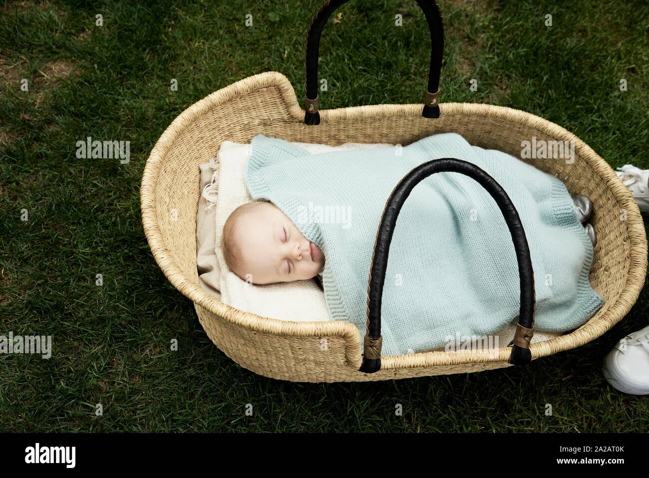 baby sleeping thottil
