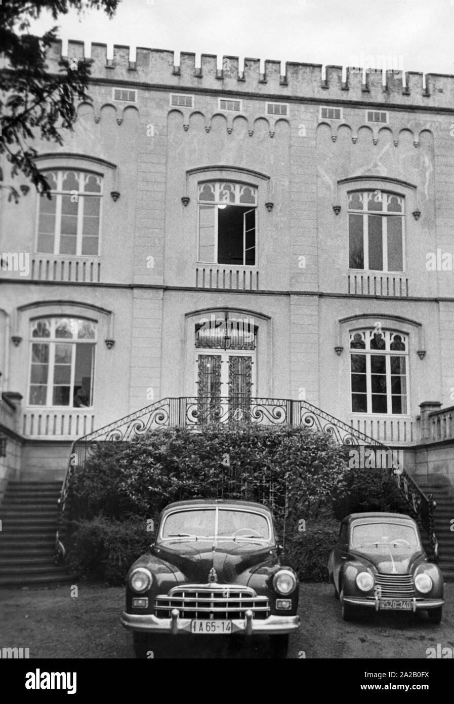 View of the 'Villa Hentzen', the seat of the Soviet Ambassador in Bonn. Stock Photo