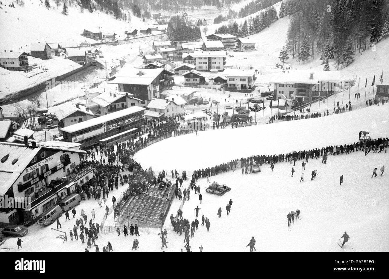 Alpine skiing world cup 1970 hi-res stock photography and images