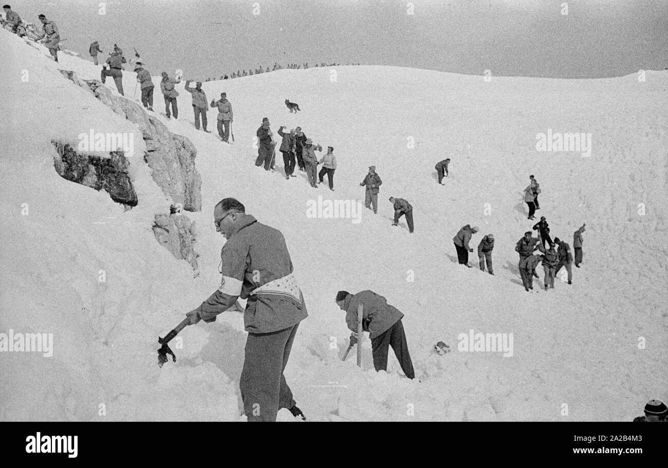 Dachstein accident hi-res stock photography and images - Alamy