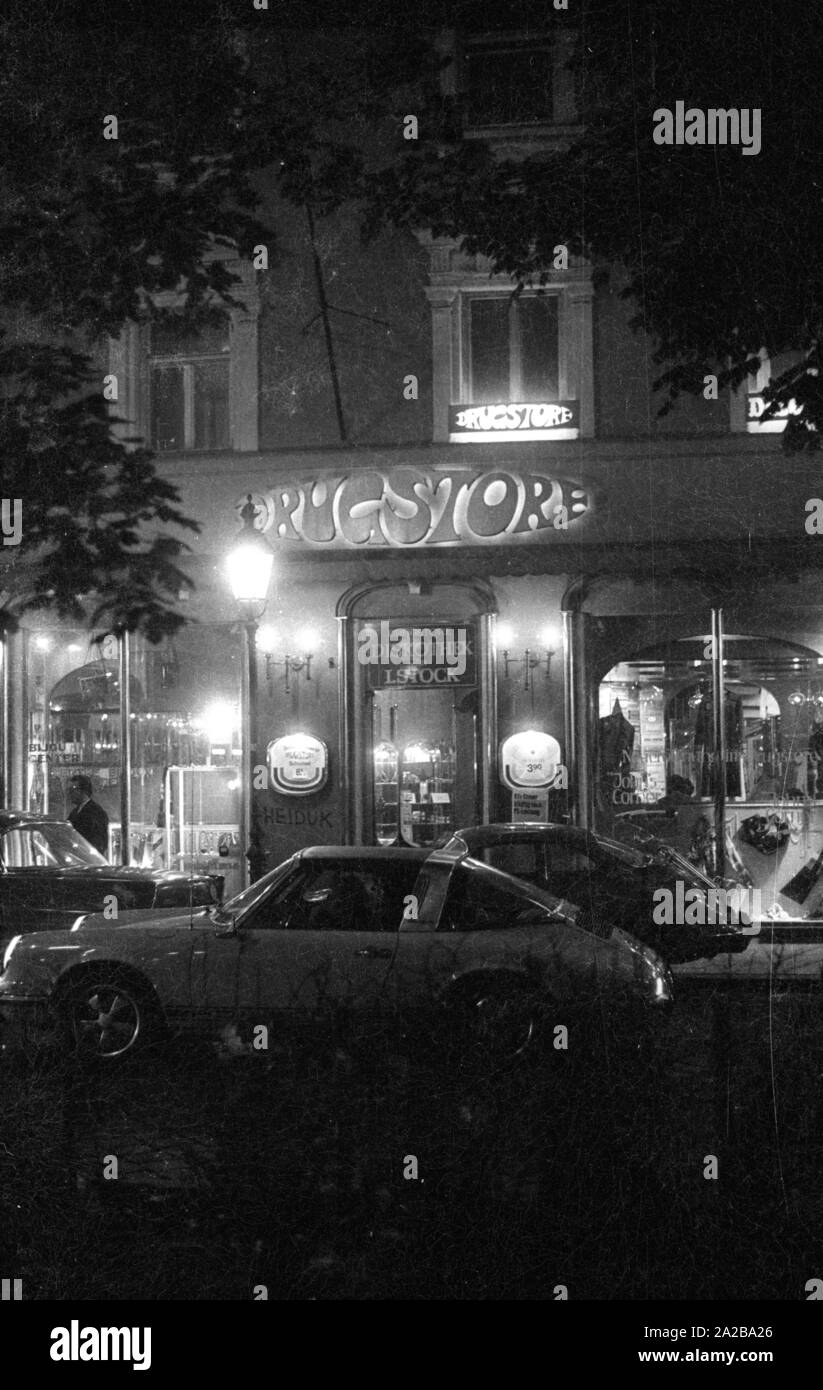 70s discotheque hires stock photography and images Alamy