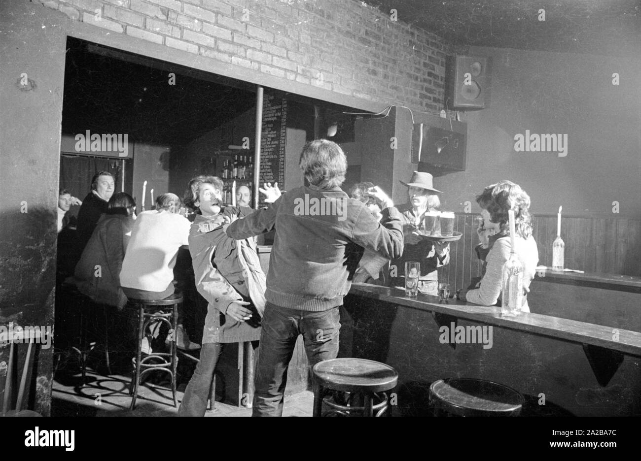 Bar fight hires stock photography and images Alamy