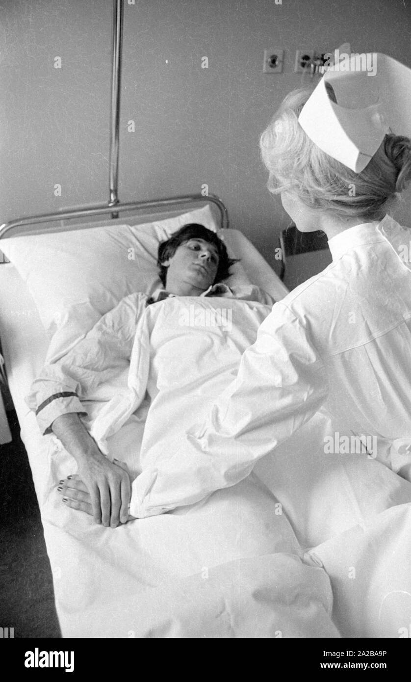 Occupational health nurse hi-res stock photography and images - Alamy