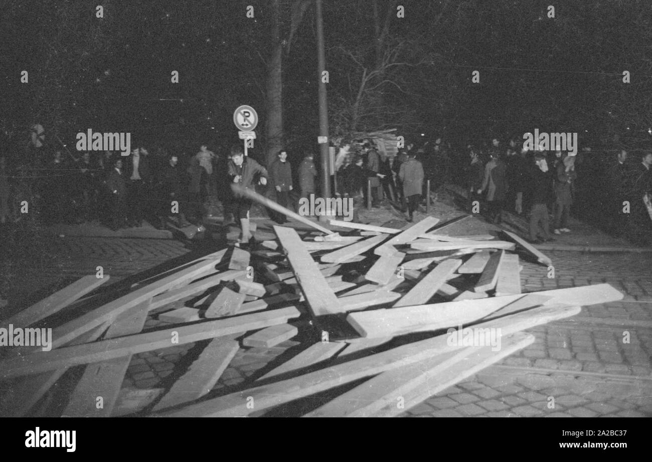 After the assassination attempt on Rudi Dutschke, actions took place against the Springer publishing house throughout Germany on the Easter weekend 1968. In Munich, demonstrators try to stop the delivery of the Bild-Zeitung through the barricade of the Munich bookshop on Schellingstrasse (either 12.04 or 15.04.). In the picture: remains of the barricade. Stock Photo