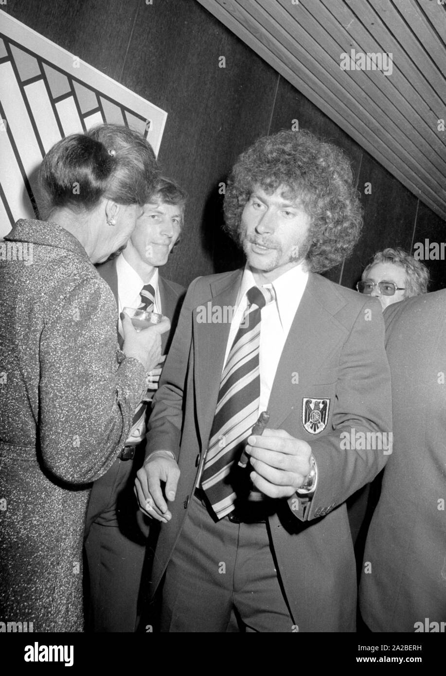 The footballer Paul Breitner at the banquet of the Federal President in the Hilton Hotel in Munich. Stock Photo