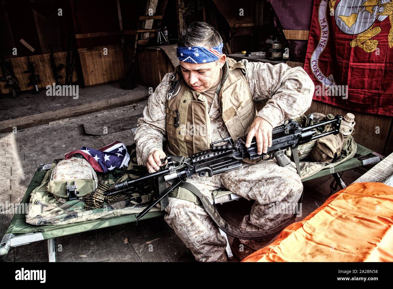 Commando marine corps horizontal hi-res stock photography and images - Alamy