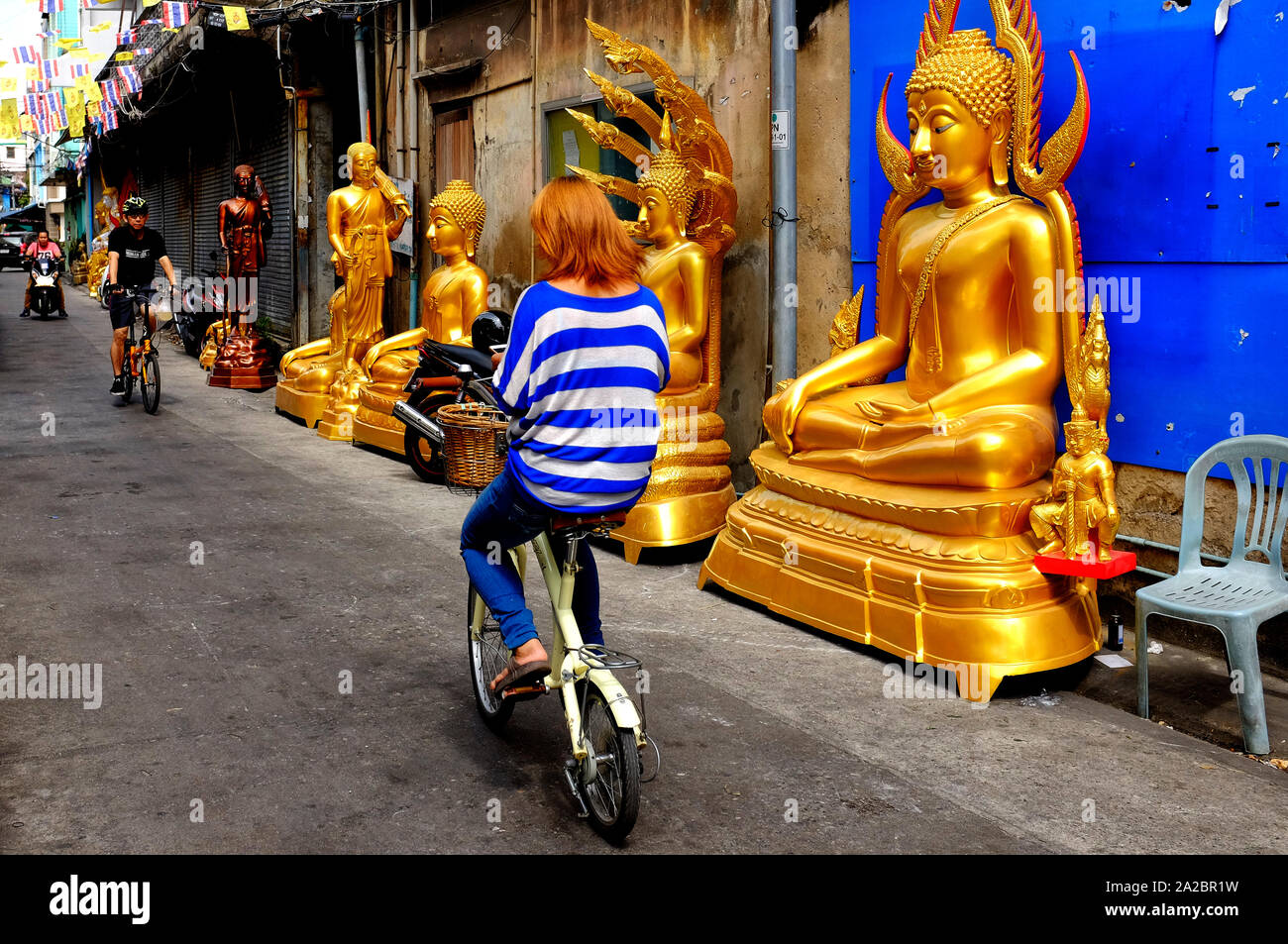 Buddha Shop Bangkok Thailand High Resolution Stock Photography And Images Alamy