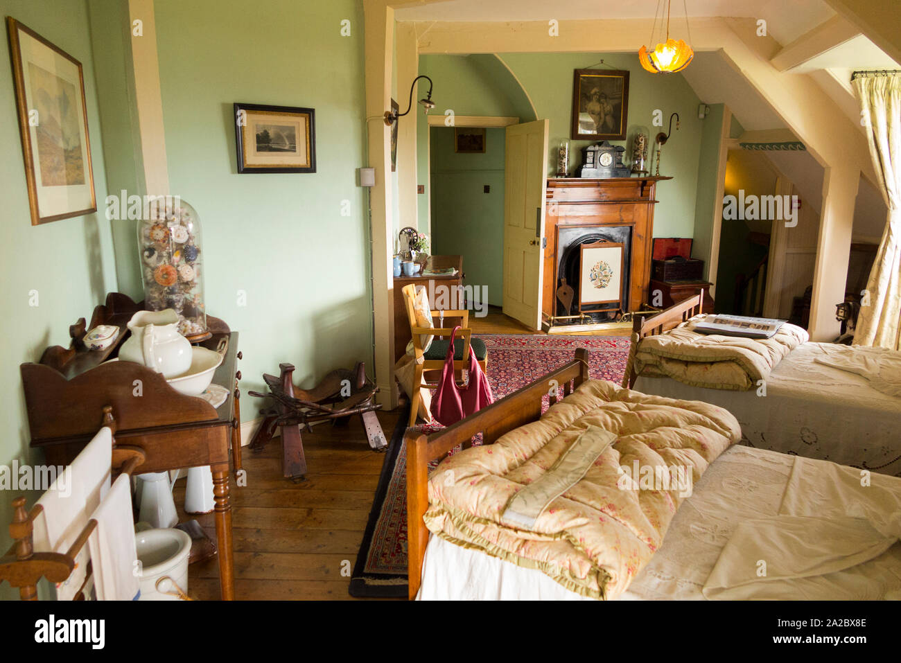 18th century interior design paint hi-res stock photography and images ...