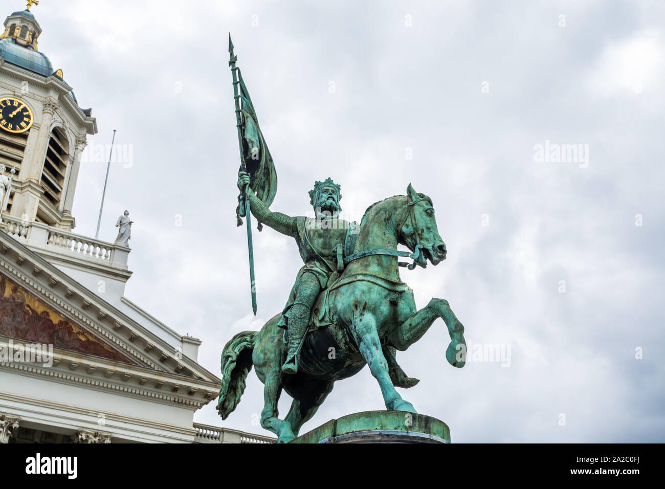 Monument to Godefroid (Godefroy) de Bouillon on Royal Square in Brussels, Godfrey of Bouillon was a Frankish knight and one of the leaders of the Firs Stock Photo