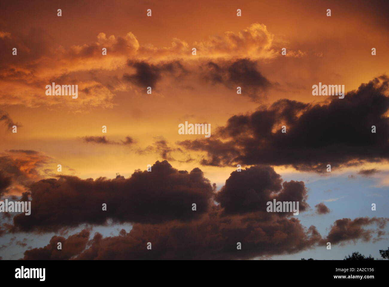 Sky clouds sunrise hi-res stock photography and images - Alamy