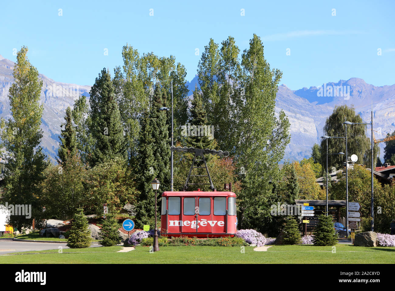 Telepherique de rochebrune hi res stock photography and images Alamy Telepherique de rochebrune hi res stock photography and images Alamy