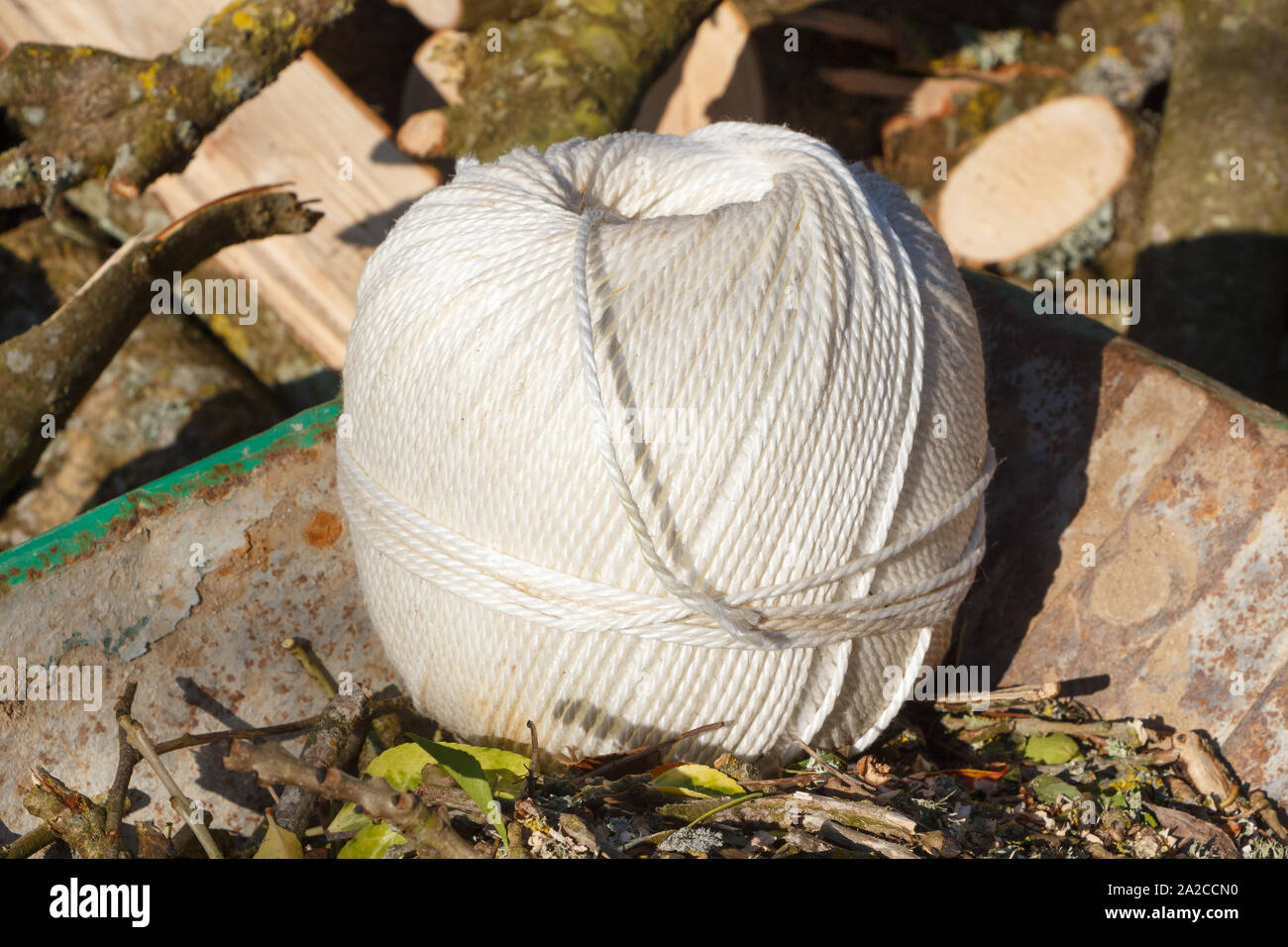 Tinkering hi-res stock photography and images - Alamy