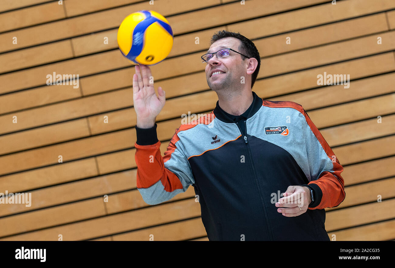 Berlin, Germany. 02nd Oct, 2019. Mediaday BR Volleys, Horst-Korber-Sportzentrum. Coach Cedric Enard juggles volleyball. Credit: Andreas Gora/dpa/Alamy Live News Stock Photo