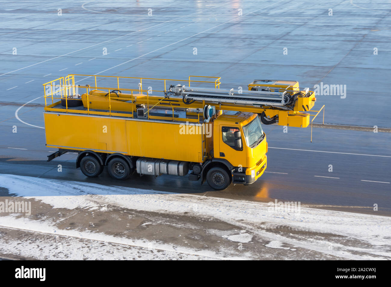 Deicing car hires stock photography and images Alamy