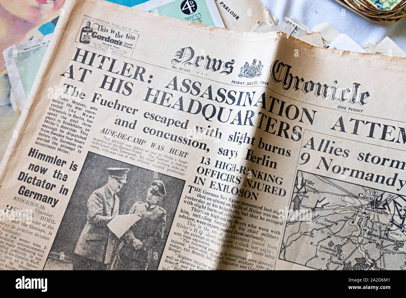 Hitler assassination attempt reported in the News Chronicle, 21 July 1944, front page Stock Photo