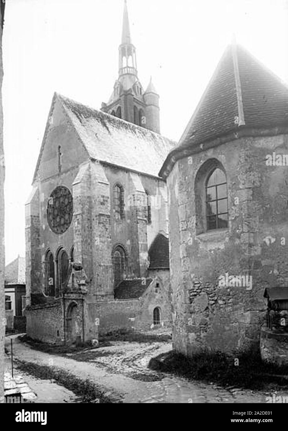 Eglise - Côté est - Donnemarie-Dontilly - Médiathèque de l'architecture et du patrimoine - Stock Photo