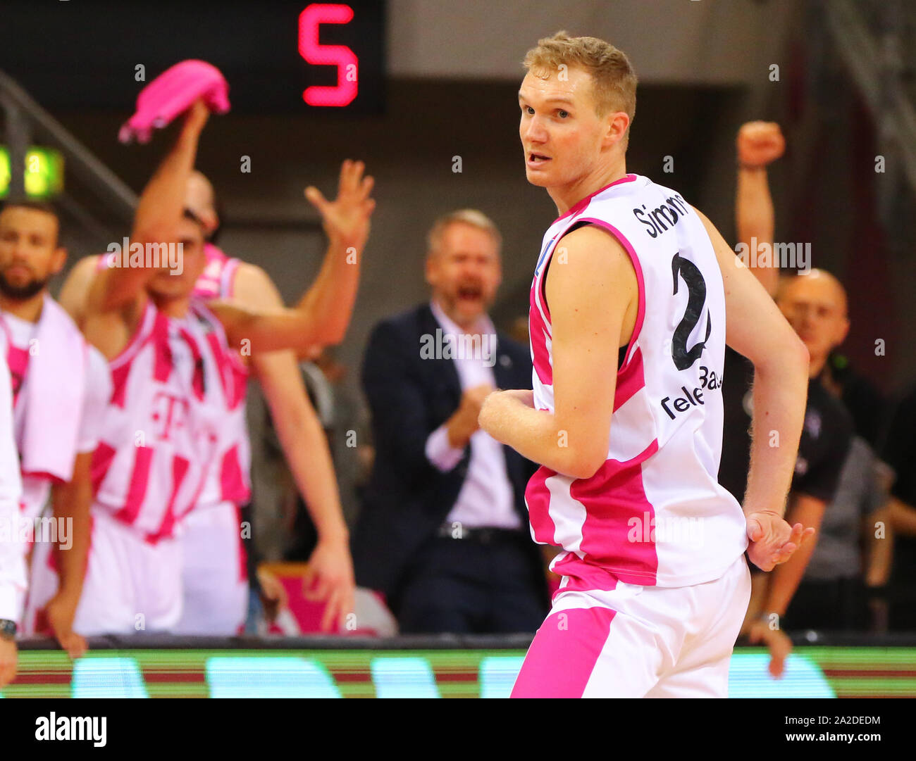 Benjamin simons hires stock photography and images Alamy