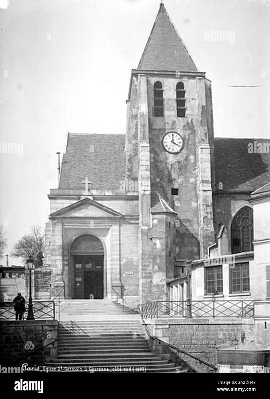 Eglise SaintGermaindeCharonne Façade sud Portail et clocher