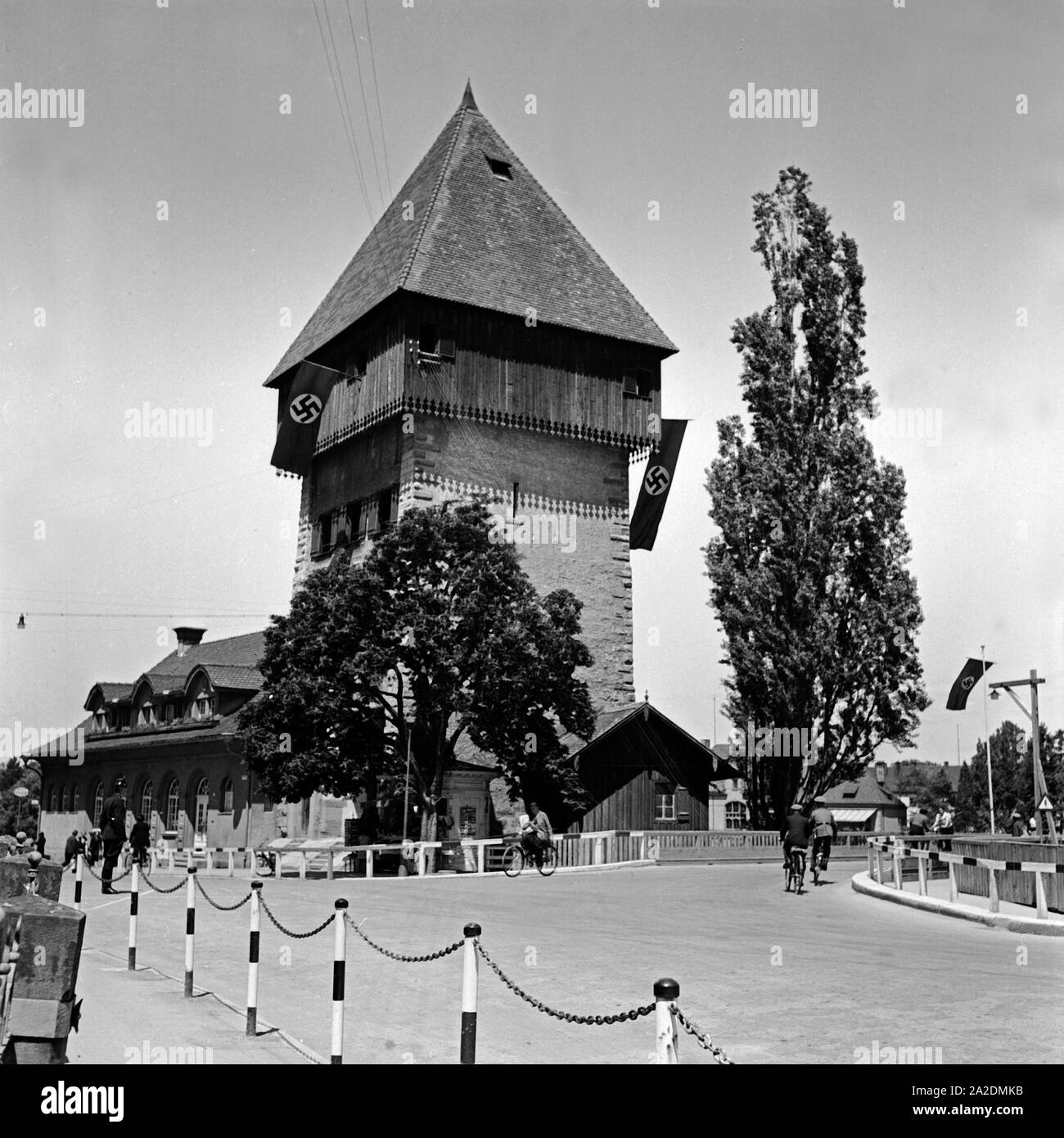 Der Rheintorturm in Konstanz, Deutschland 1930er Jahre. Tower of the Rhine gate at Constance, Germany 1930s. Stock Photo
