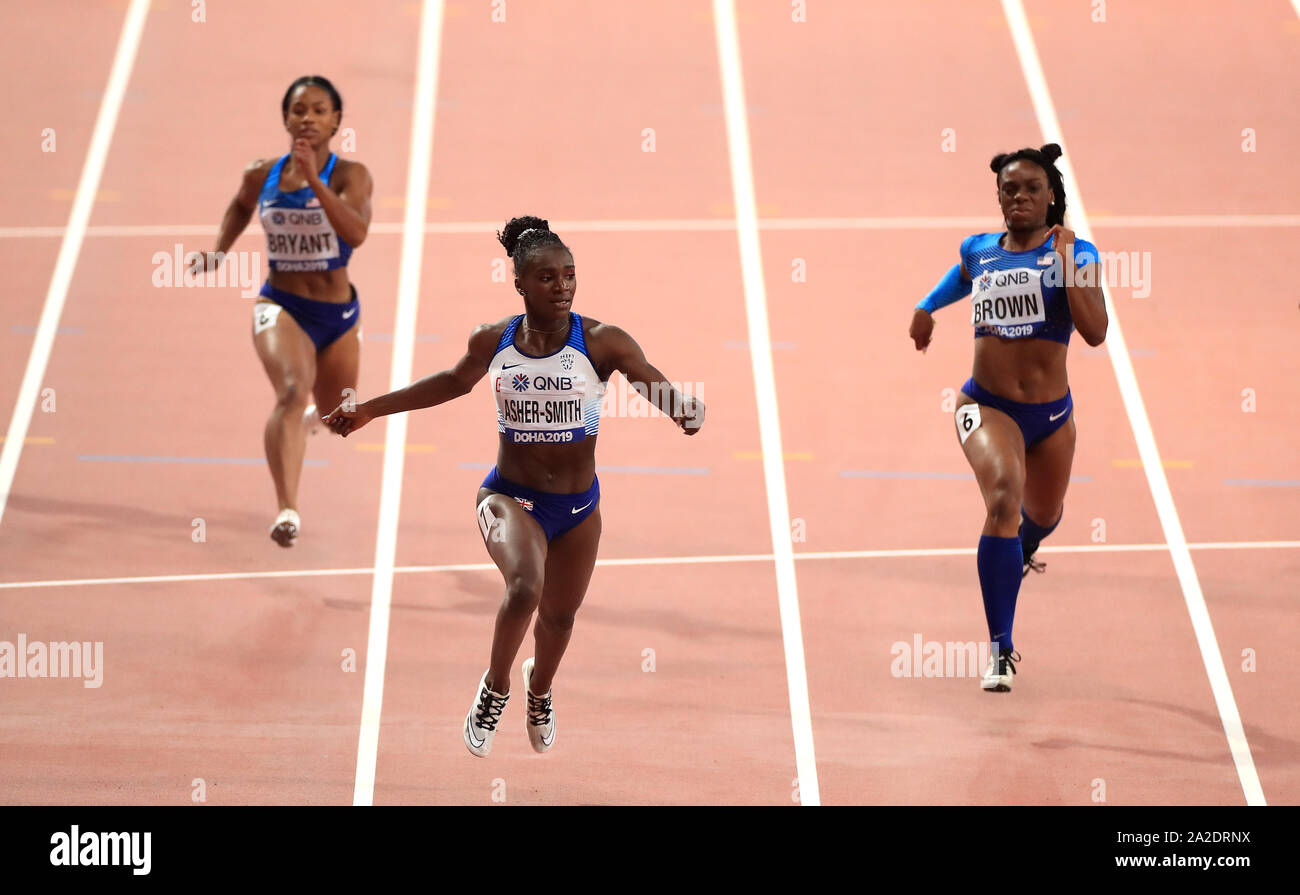 Great Britain's Dina AsherSmith (centre) wins the Women's 200m final