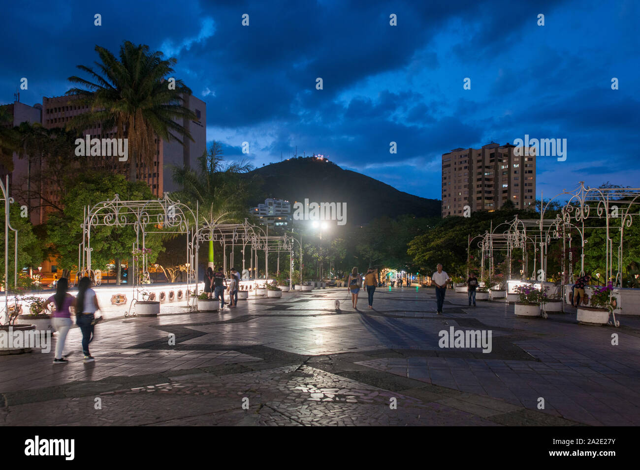 Puente ortiz hires stock photography and images Alamy