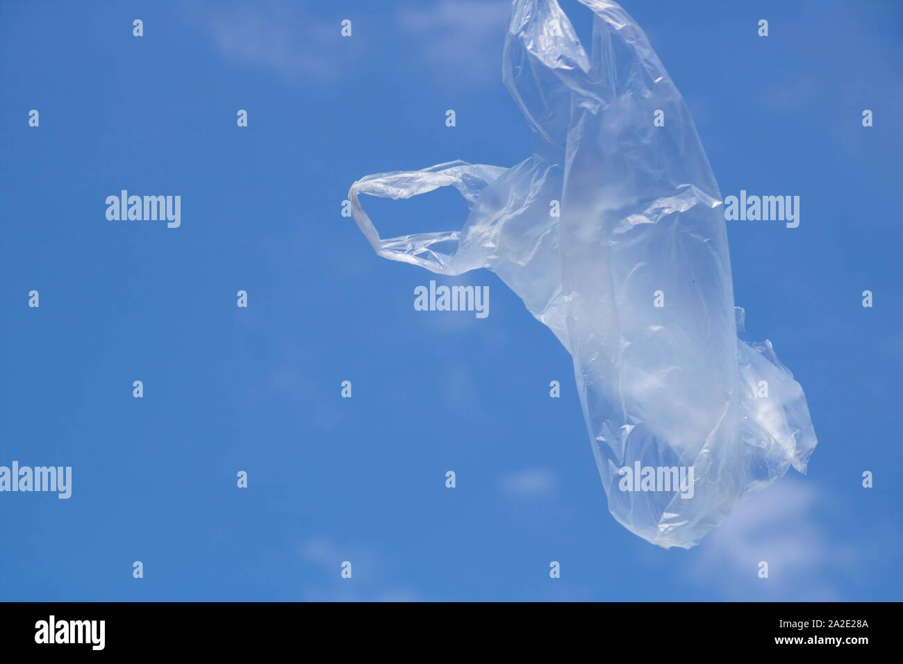Wind blowing rubbish hires stock photography and images Alamy