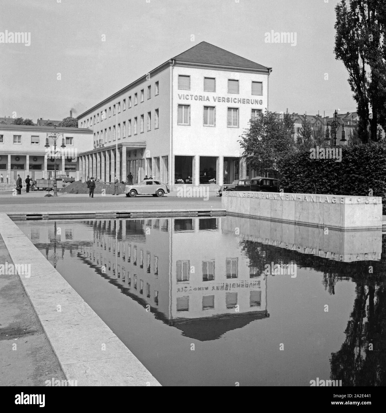 Gebäude der Victoria Versicherung in Wiesbaden, 1930er Jahre. Building of the Victoria insurance company at Wiesbaden, Germany 1930s. Stock Photo