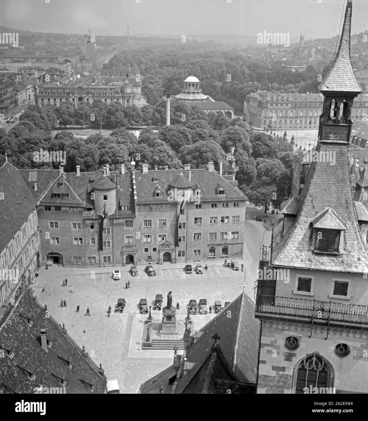 Blick auf das alte schloss und die stadt stuttgart hires stock photography and images Alamy