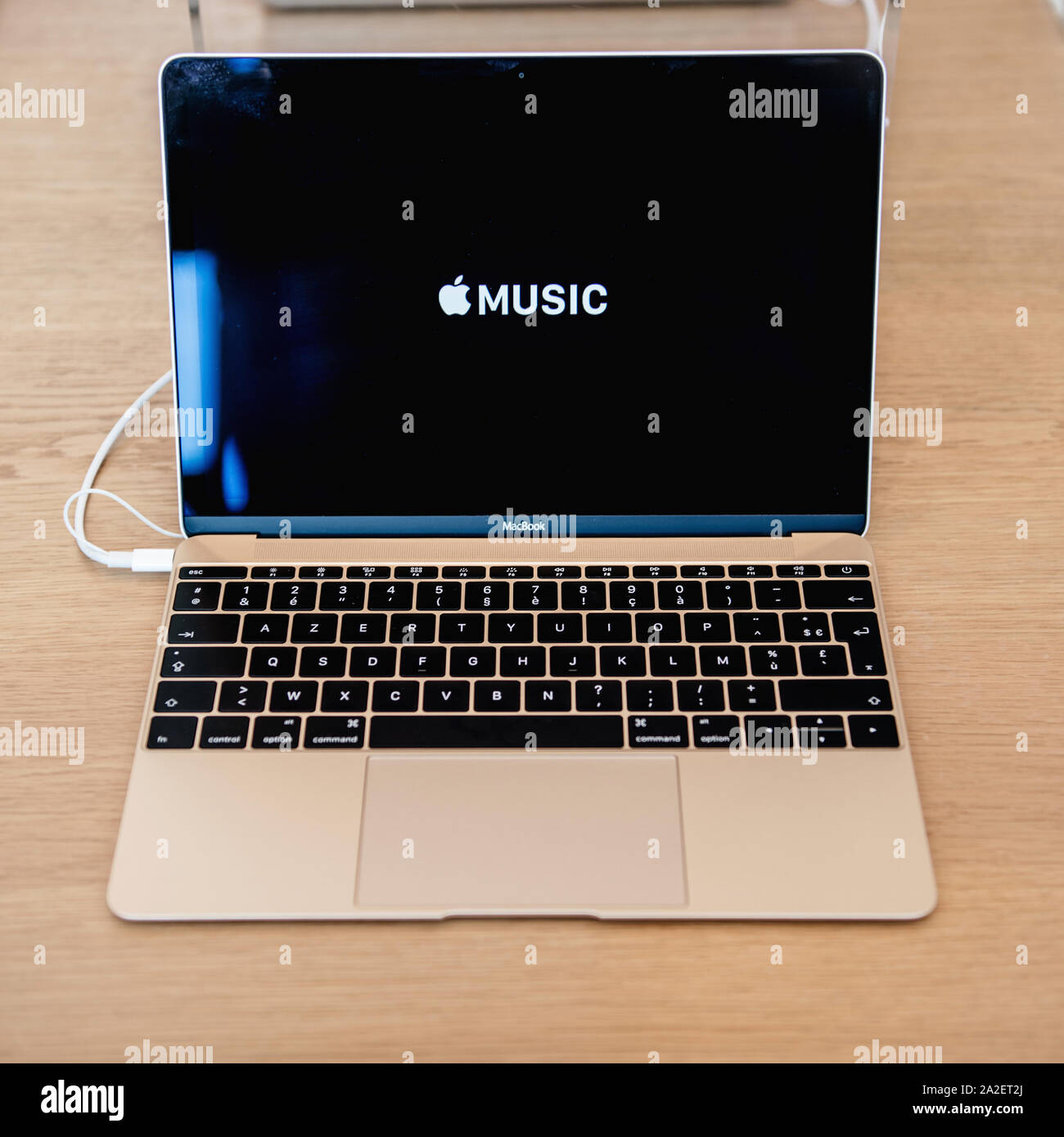 mac vs pc for music 2015