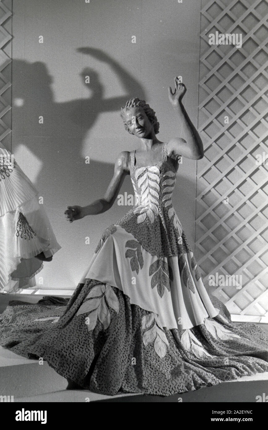 1940 evening gown