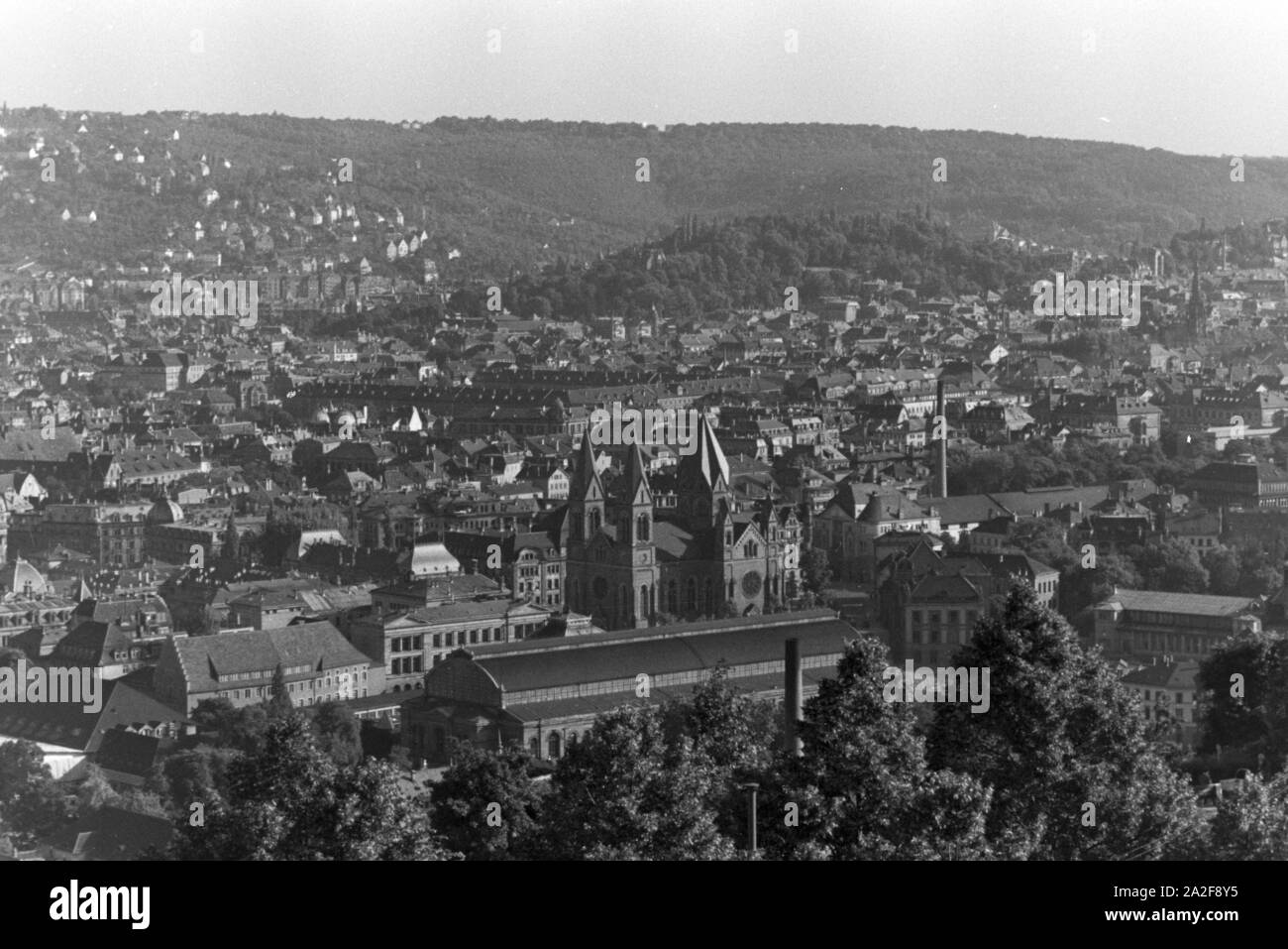 Ausblick auf Stuttgart, Deutschland 1930er Jahre. Panoramic view of ...