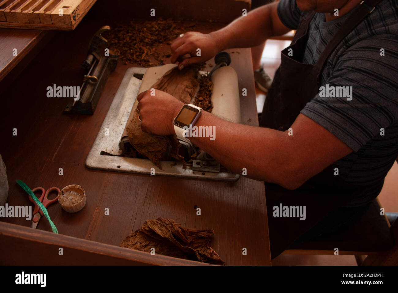 Cigar Production Stock Photos & Cigar Production Stock Images - Alamy
