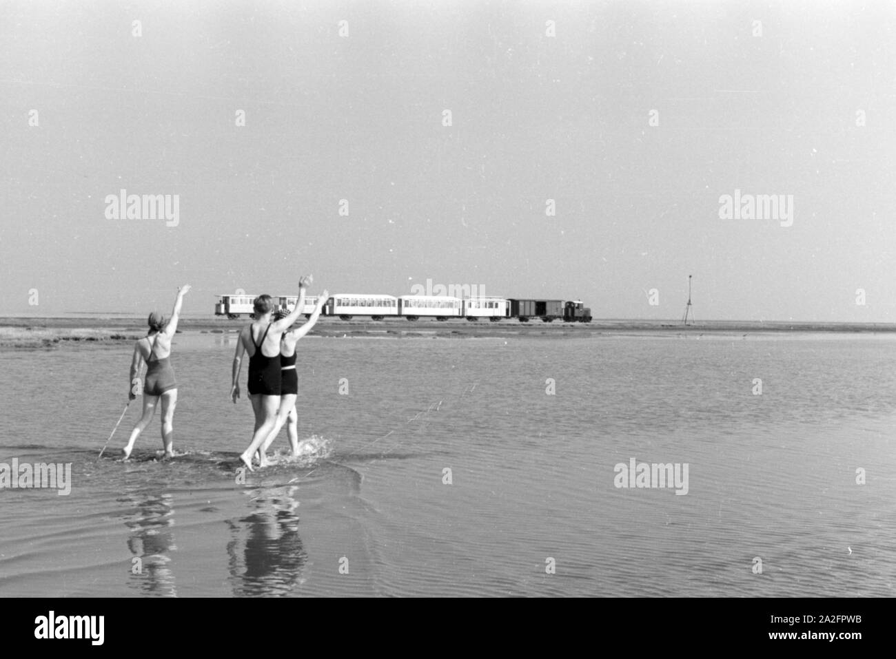 Winken Black And White Stock Photos Images Alamy