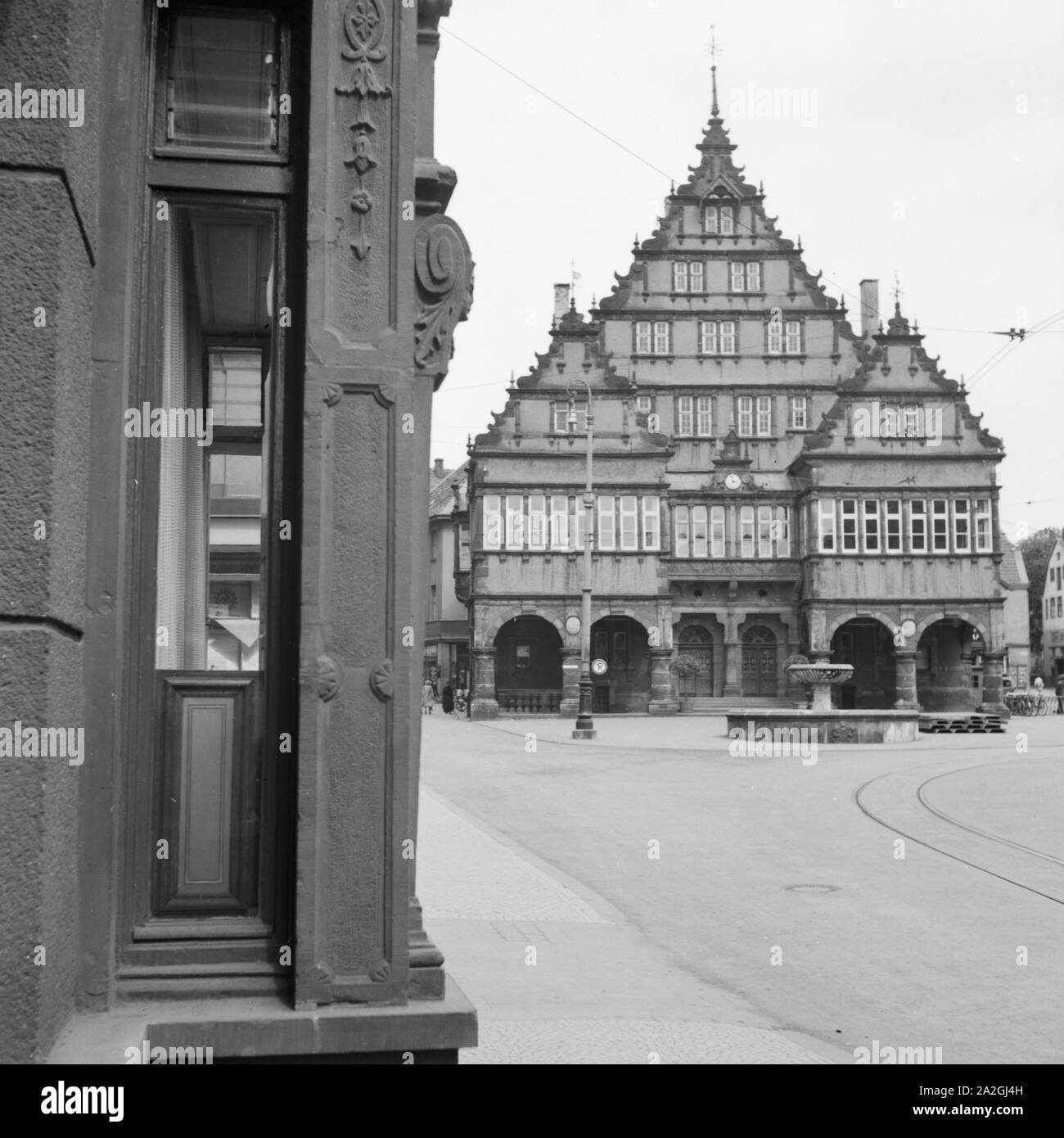 Blick auf das alte Rathaus in Paderborn, Deutschland 1930er Jahre. View to Paderborn city hall, Germany 1930s. Stock Photo