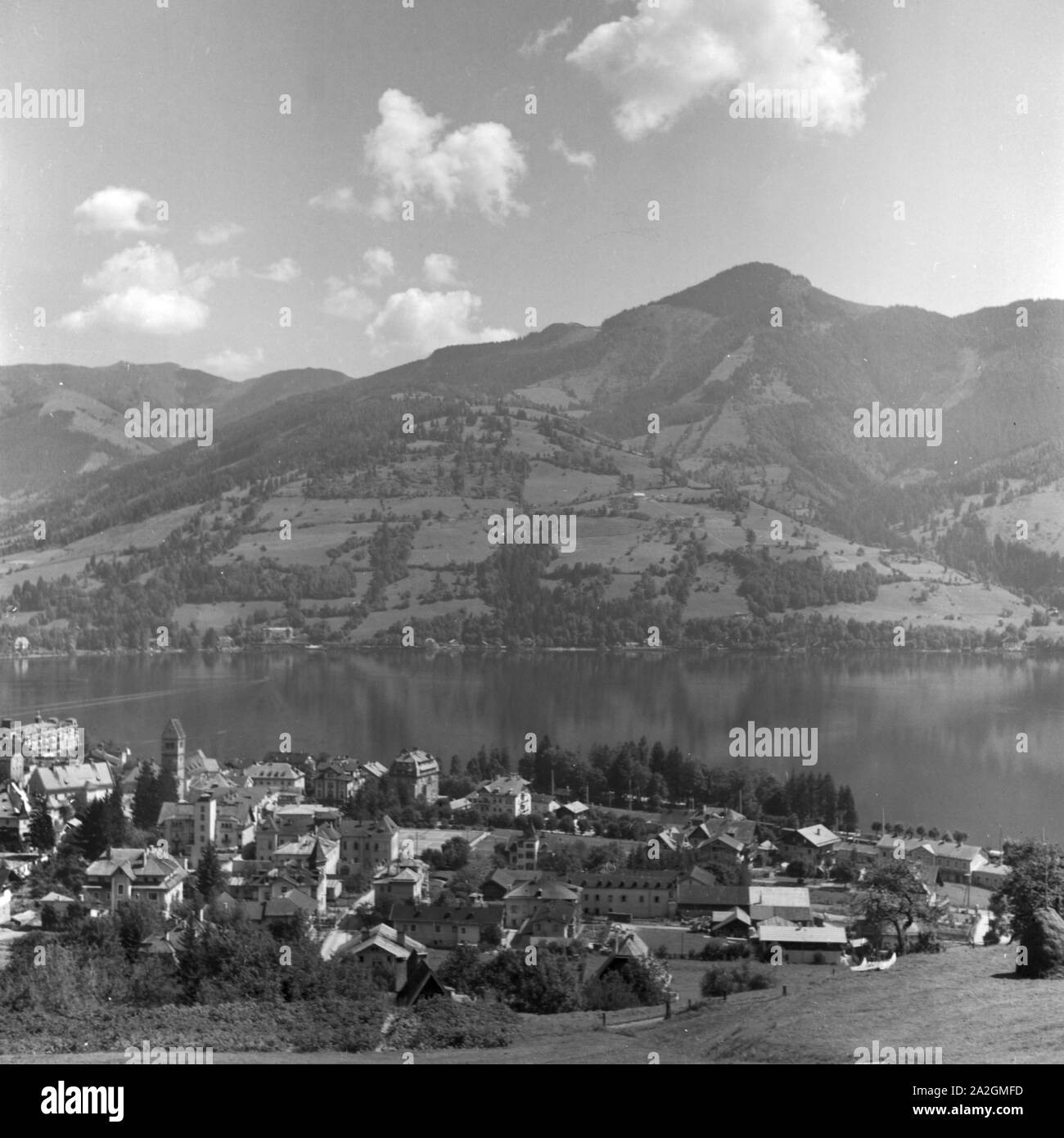 Blick auf Zell am See, Deutschland 1930er Jahre. View to Zell am See, Germany 1930s. Stock Photo