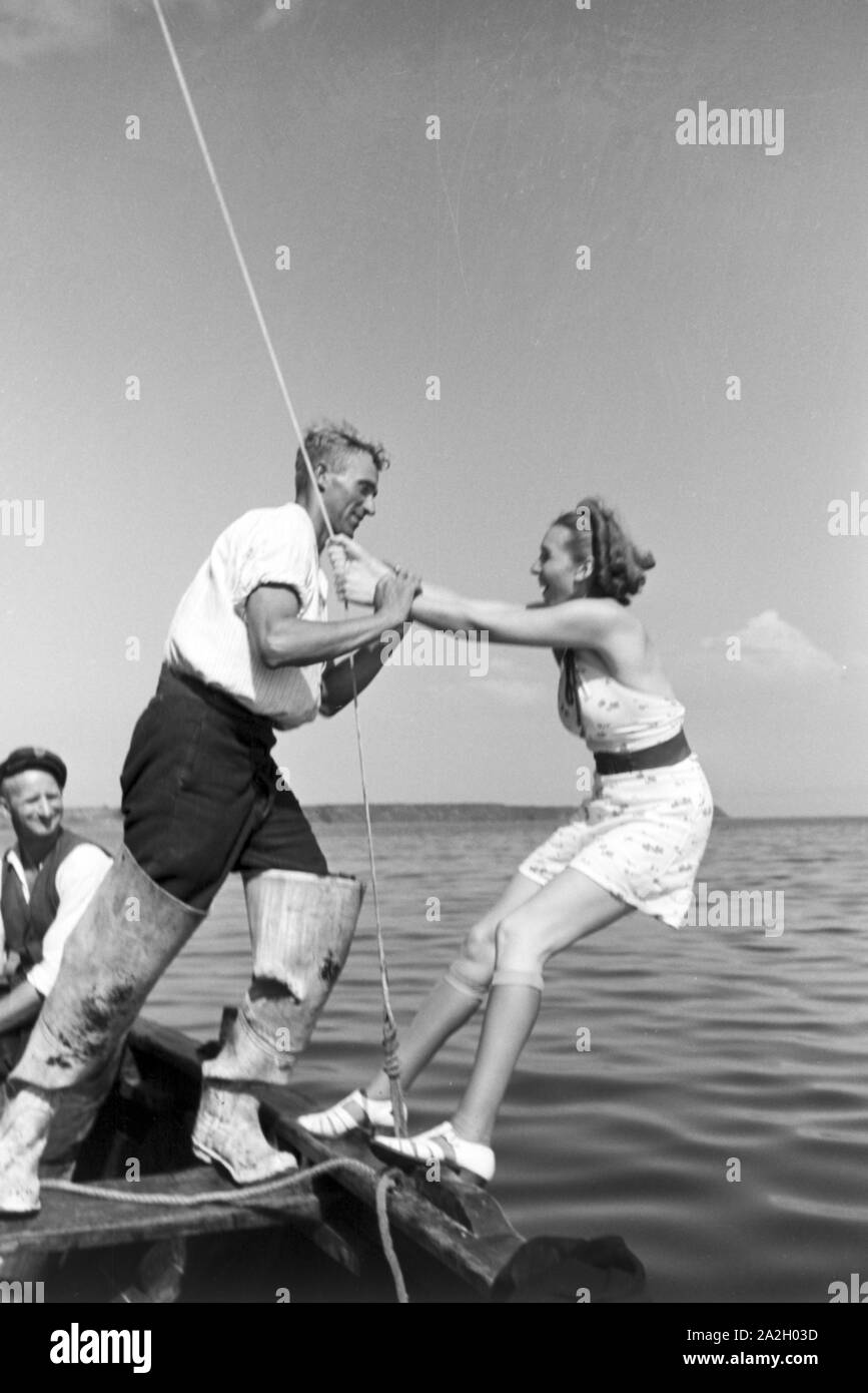 Sommerferien an der Ostsee, Deutsches Reich 1930er Jahre. Summer vacations on the Baltic Sea, Germany 1930s. Stock Photo