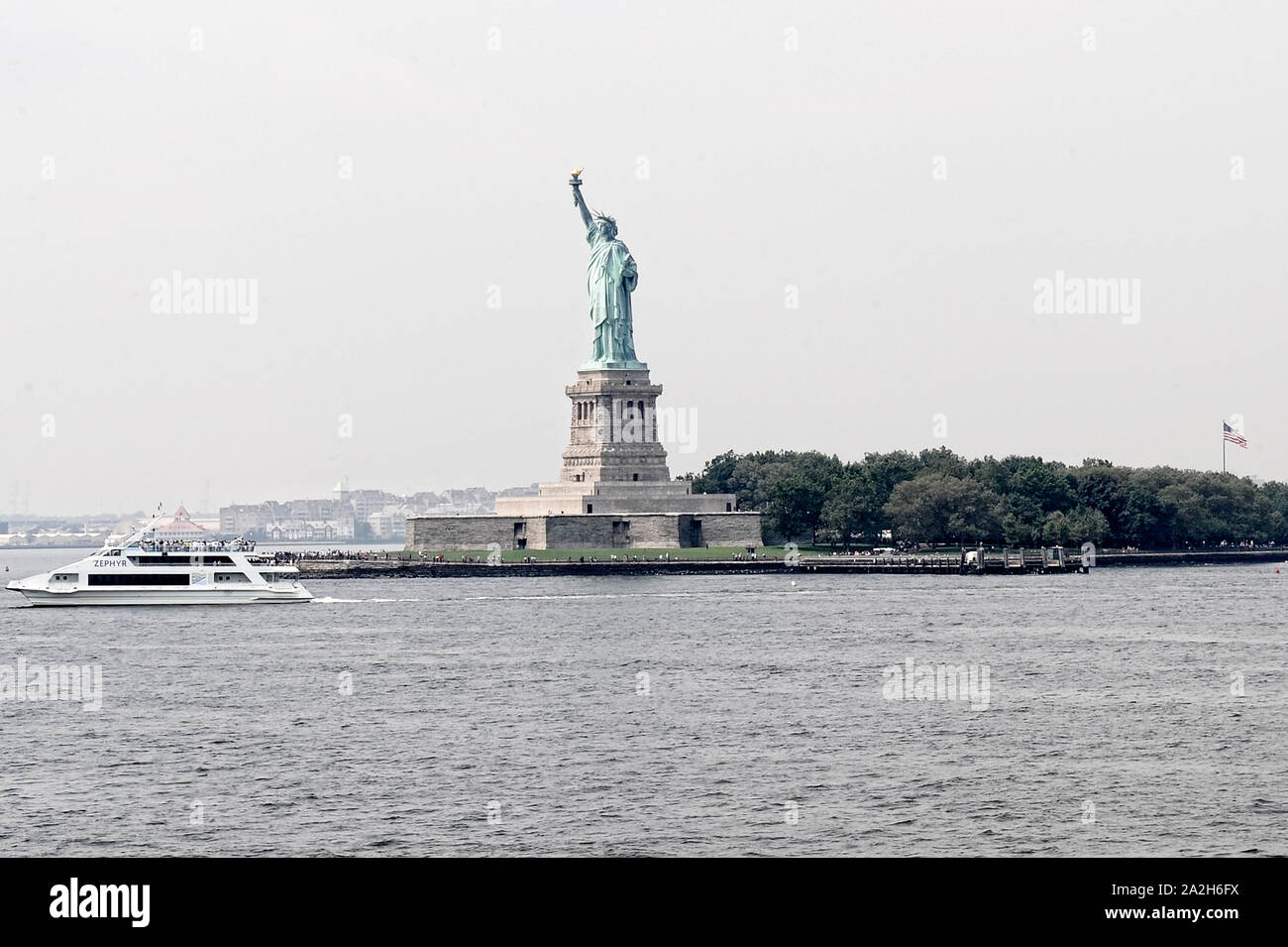 The Statue of Liberty Seen from the Hudson River Stock Photo Alamy