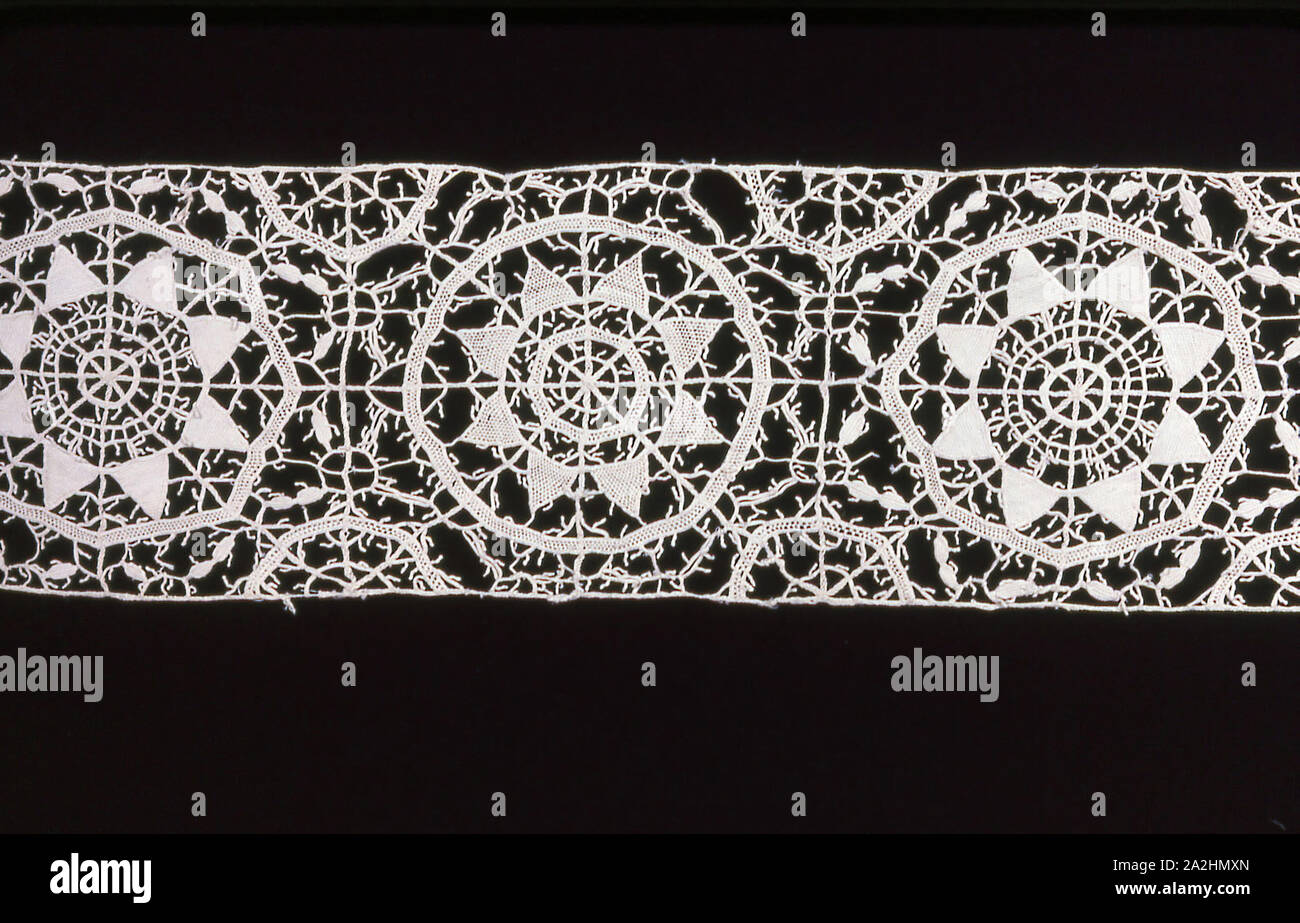 Reticello pattern hi-res stock photography and images - Alamy