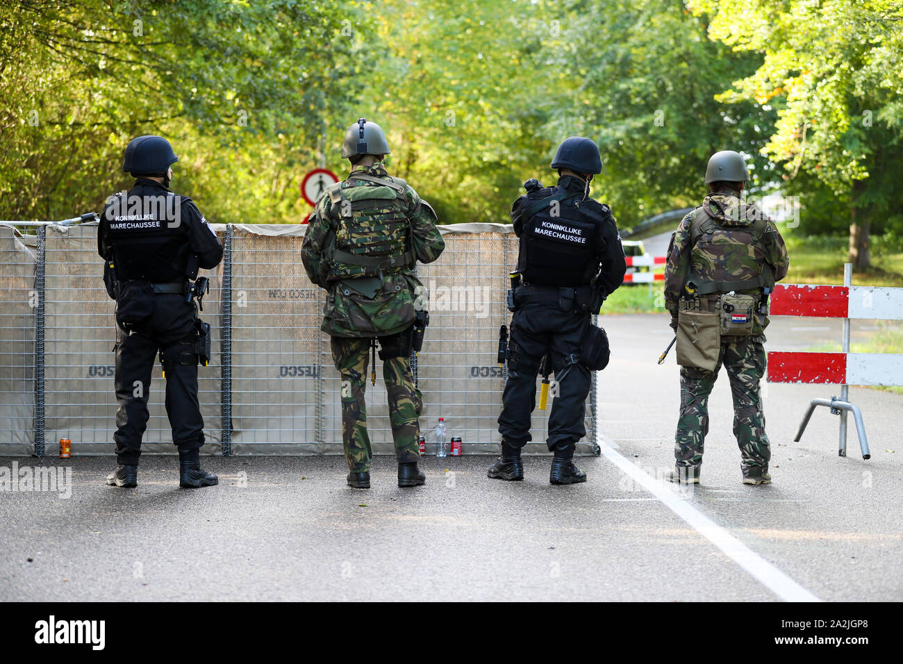 Maastricht, Netherlands. 03rd Oct, 2019. MAASTRICHT, Aachen Airport, 03-10-2019, terrorisme-oefening op Maastricht Aachen Aiport. Credit: Pro Shots/Alamy Live News Stock Photo