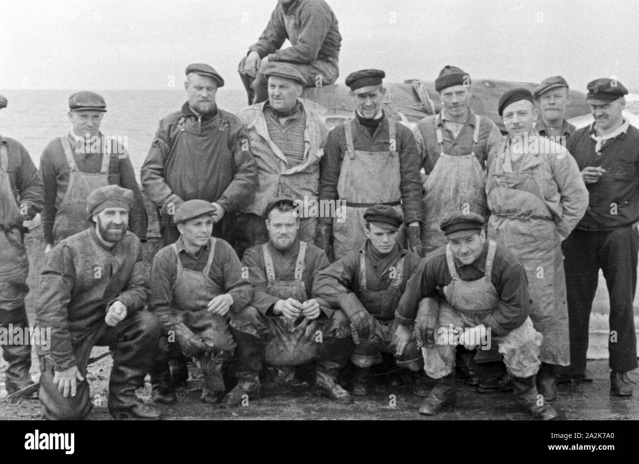 Die Mannschaft der 'Norvinn' der norwegischen Handelsmarine, 1930er Jahre. Crew of the 'Norvinn' of the Norwegian merchant fleet, 1930s. Stock Photo