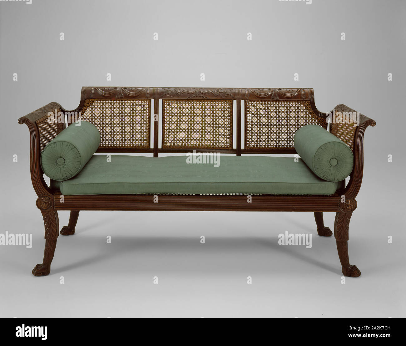 Settee, 1815/20, American, 18th/19th century, New York, New York City, Mahogany with caning, 90.2 × 183.3 × 58.4 cm (35 1/2 × 72 3/8 × 23 in Stock Photo