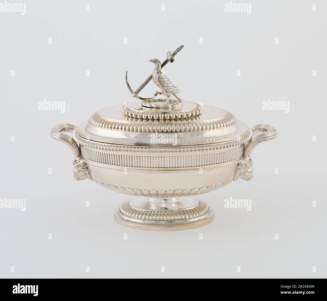 Sauce Tureen and Cover from the Hood Service, 1807/08, Paul Storr, English, 1771-1844, London, England, Sterling silver, 17.8 × 22.9 × 13 cm (7 × 9 × 5 1/8 in Stock Photo