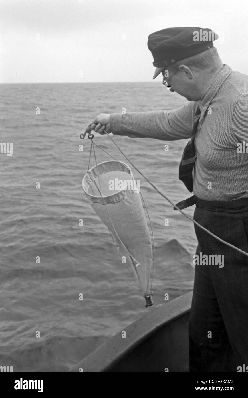 1940s fishing hi-res stock photography and images - Alamy