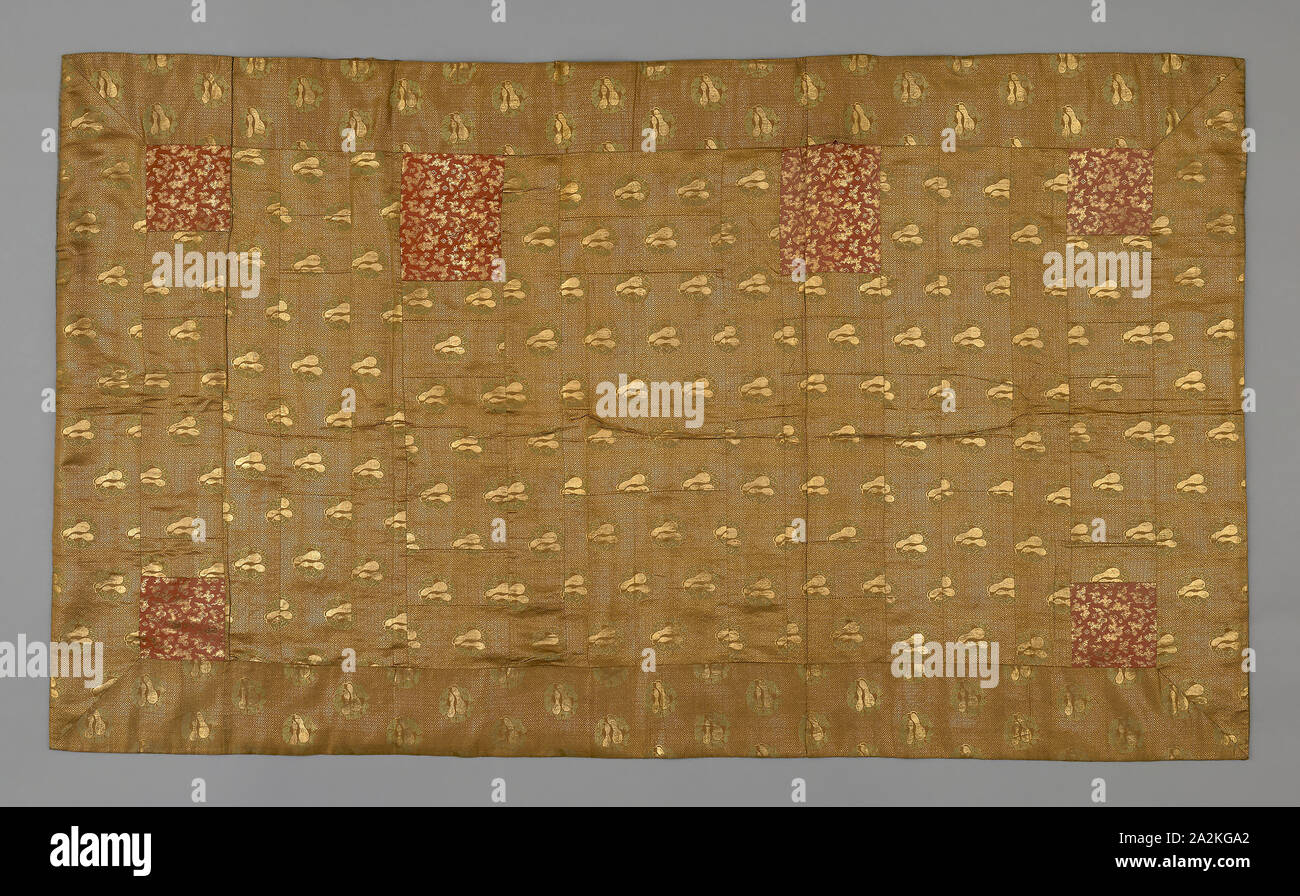 Kesa, late Edo period (1789–1868), mid–19th century, Japan, Silk and gold-leaf-over-lacquered-paper strips, warp-float faced 4:1 satin weave with supplementary patterning wefts bound in weft-float faced 1:2 'Z' twill interlacings, patches: silk and gold-leaf-over-lacquered-paper strips, warp-float faced 2:1 'Z' twill weave with weft-float faced 1:2 'Z' twill interlacings of secondary binding warps and supplementary patterning wefts, lined with silk, 4:1 satin damask weave, 117.2 x 208 cm (46 1/8 x 79 in Stock Photo