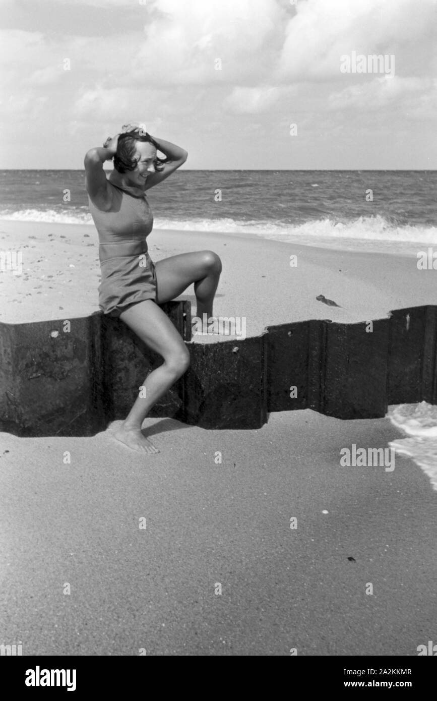 Deutsches Girl beim Solo am Strand Deutsches Girl beim Solo am Strand