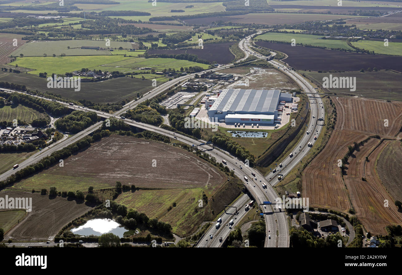Distribution centre aerial view hi-res stock photography and images - Alamy