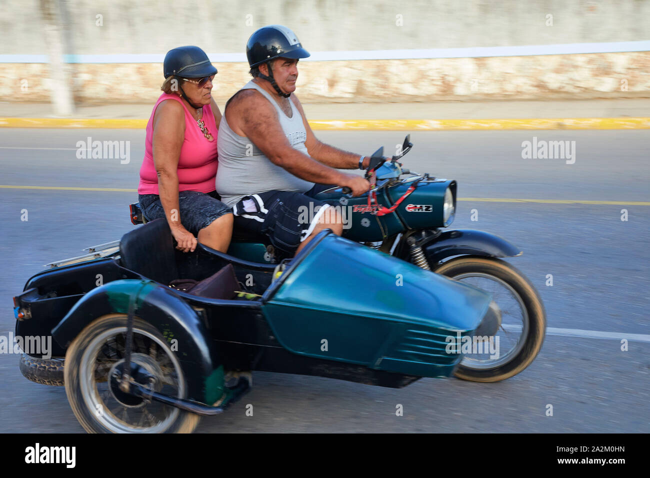 Cuba Cardenas Motorbike Man and woman with Sidecar 9-7-2018 foto Jaco Klamer Stock Photo