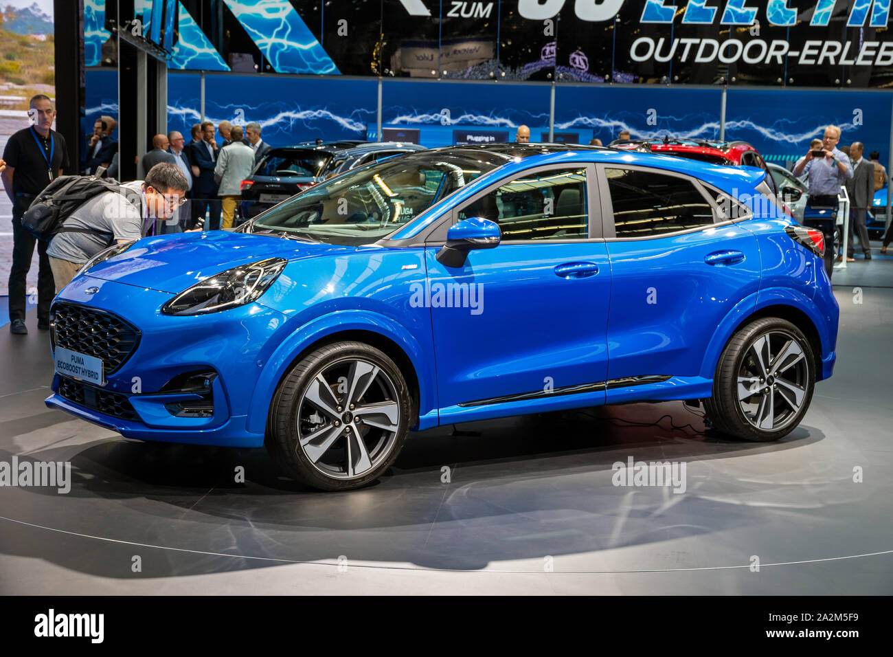 Small ford car hi-res stock photography and images - Alamy